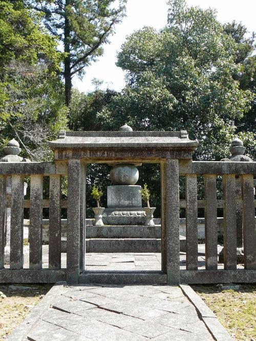 ��������_��