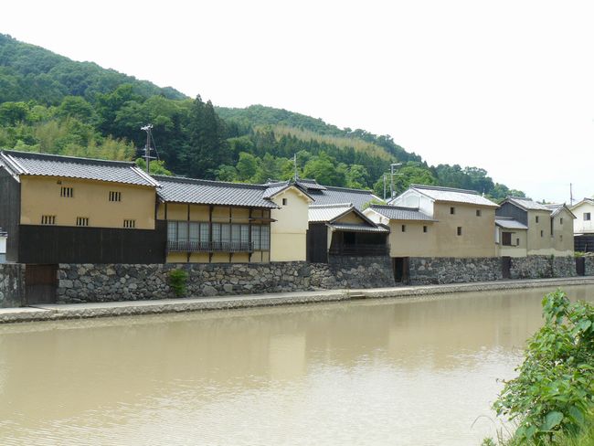 平福宿・川端風景