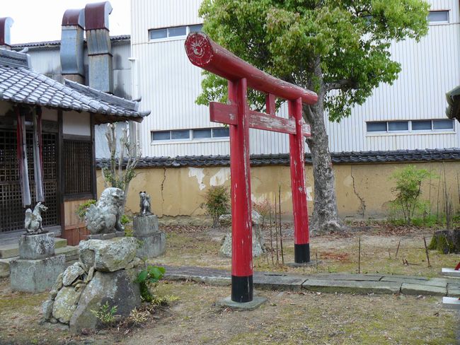 �O����א_��