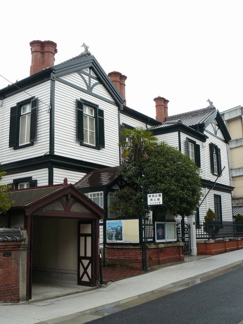 �V���E�G�P�@