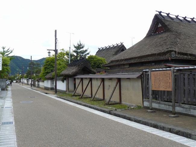 ���k�m��