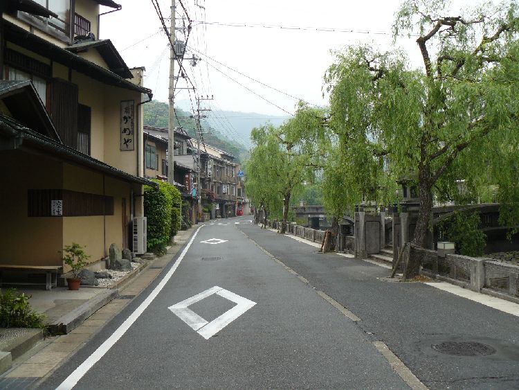 ��艷��E����X�i���Ɍ��L���s�j