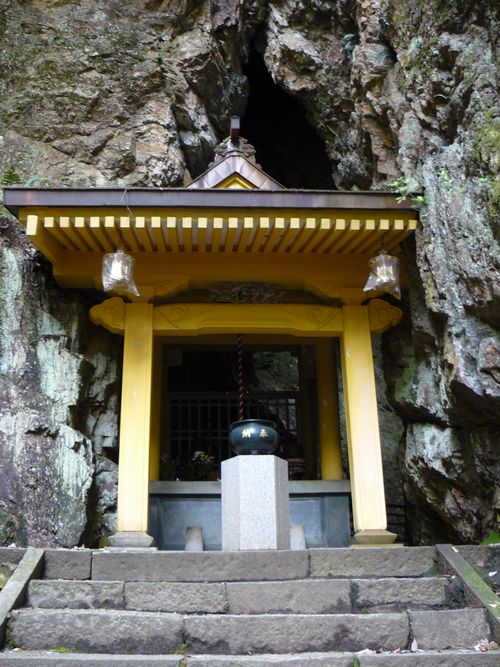 ��R�s����