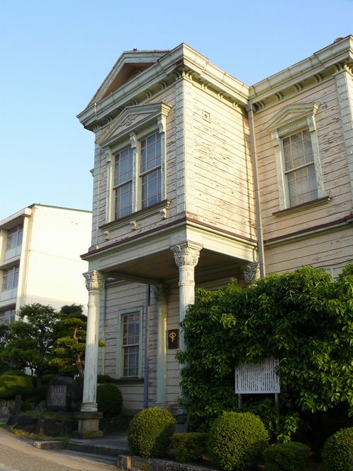 ���L�����w�Z�{��