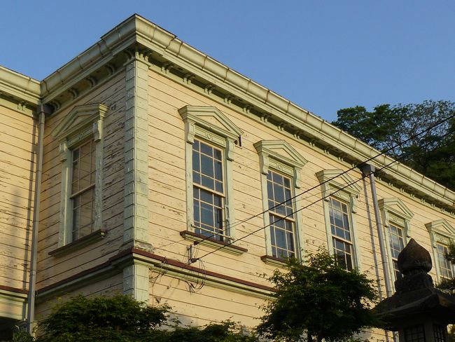 ���L�����w�Z�{��